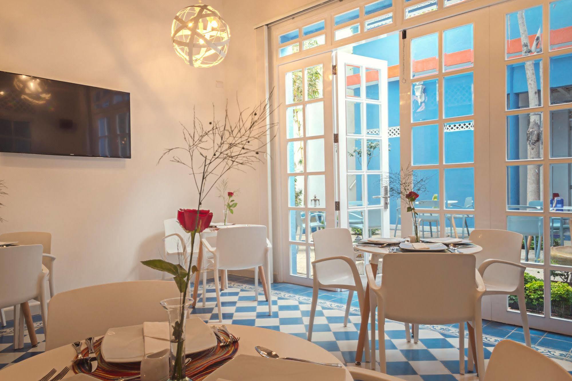 Placita Vieja Boutique